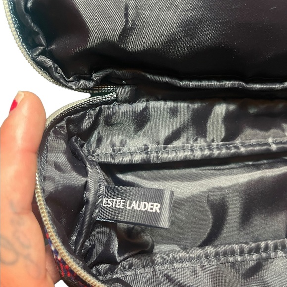 Estee Lauder 2024 Scottish Check Double Zip Makeup Pouch - Picture 8 of 11